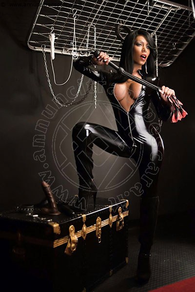 Foto Padrona Meg Castellani  Annunci Mistresstrans Padova